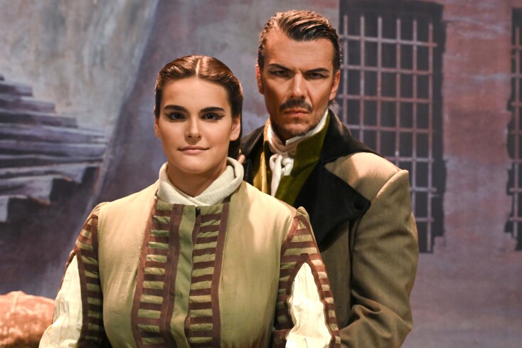 «Η Μαρία που έγινε Κάλλας»: Στα γυρίσματα της πολυαναμενόμενης σειράς της ΕΡΤ1 για τη Μαρία Κάλλας, με τη σκηνοθετική σφραγίδα της Όλγας Μαλέα.