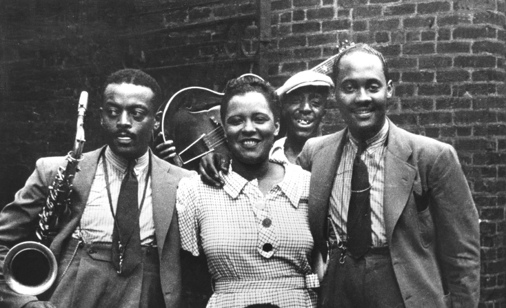 Billie Holiday: Ο αιματηρός Αύγουστος που ενέπνευσε το «Strange Fruit»