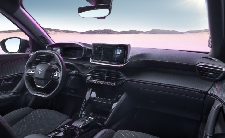 Αυτό είναι το ανανεωμένο Peugeot 2008 που «τα σπάει»