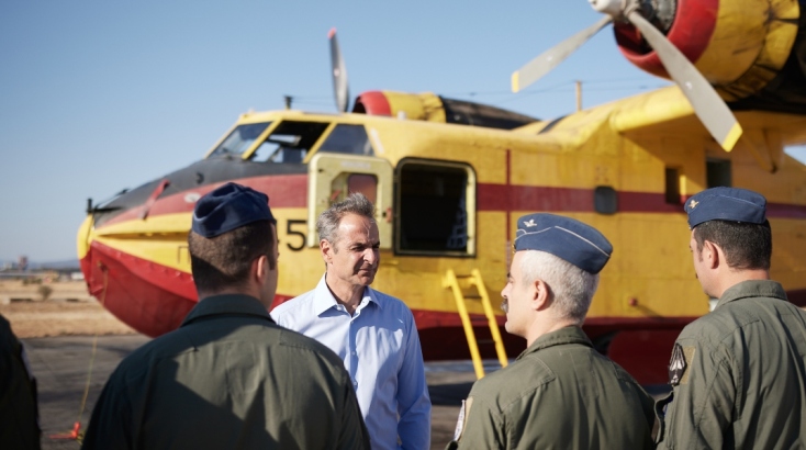 Ο Κ. Μητσοτάκης στην Αεροπορική Βάση Ελευσίνας
