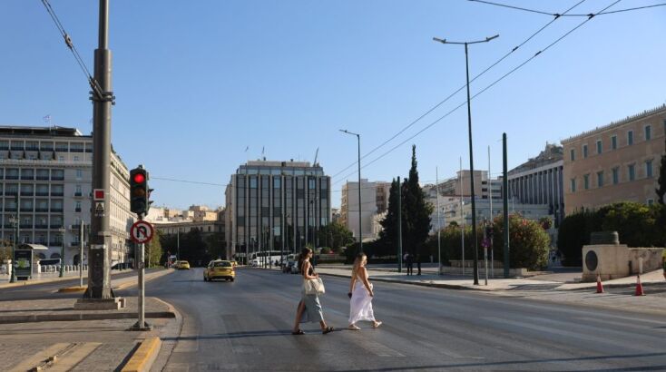 Πόλη «φάντασμα» η Αθήνα ανήμερα του Δεκαπενταύγουστου - Άδειοι οι δρόμοι της πρωτεύουσας