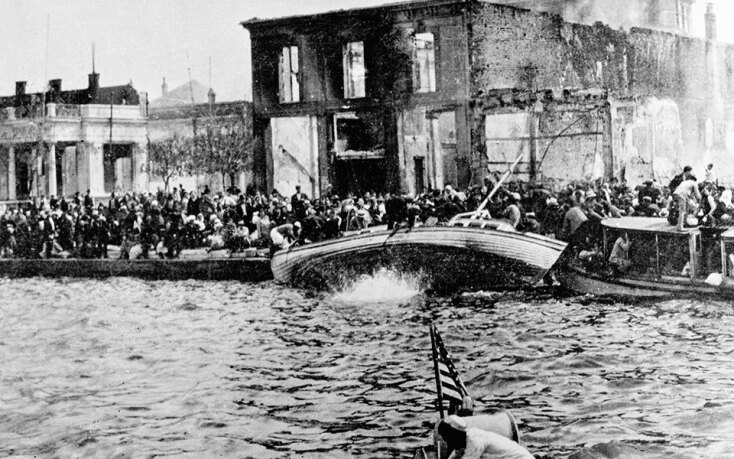 Σαν σήμερα 27 Αυγούστου η καταστροφή της Σμύρνης