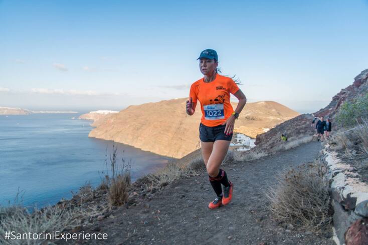 Στιγμιότυπο από τις αθλητικές δράσεις Santorini Experience 2024