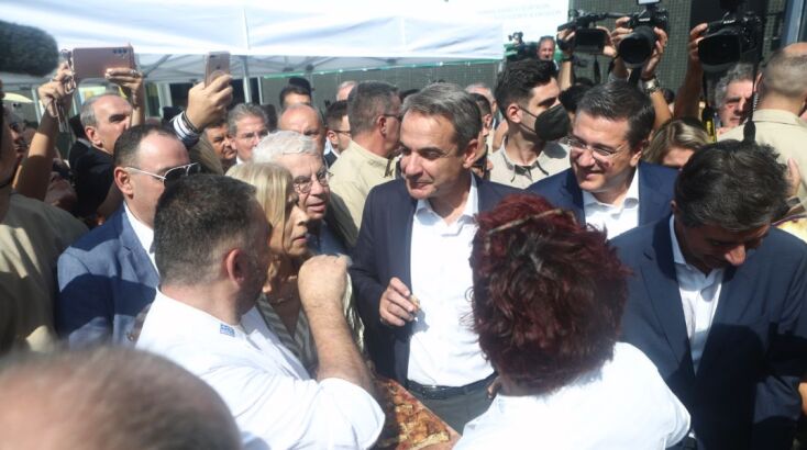 Στα περίπτερα της 88ης ΔΕΘ ο Κυριάκος Μητσοτάκης - Συγχαρητήρια από τον Γερμανό Αντικαγκελάριο