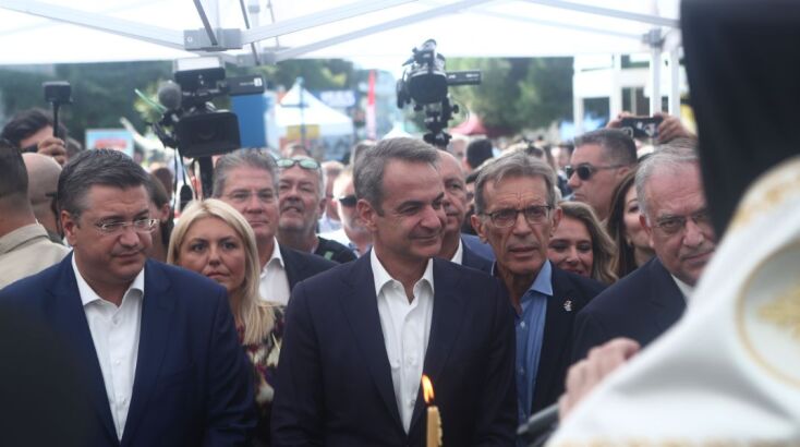 Στα περίπτερα της 88ης ΔΕΘ ο Κυριάκος Μητσοτάκης - Συγχαρητήρια από τον Γερμανό Αντικαγκελάριο