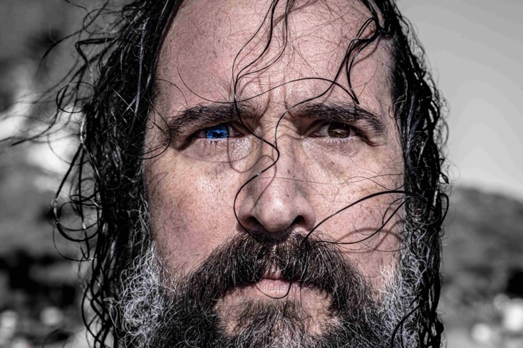 h_thalassa_kai_o_geros