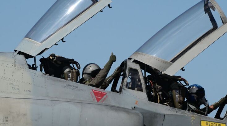 Athens Flying Week: Εντυπωσιακές εικόνες από τη μεγαλύτερη αεροπορική επίδειξη στην Ανατολική Μεσόγειο