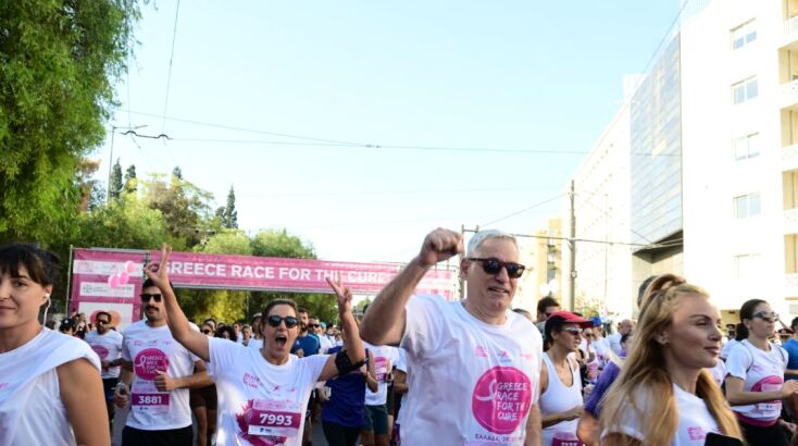Greece Race for the Cure 2024: «Πλημμύρισε» το κέντρο της Αθήνας στον αγώνα για τον καρκίνο του μαστού