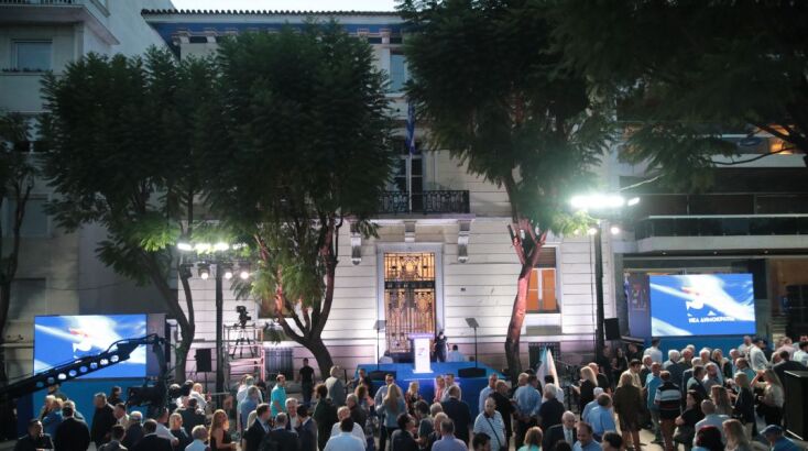 Μητσοτάκης από Ρηγίλλης: Η ΝΔ δεν κοιτά ούτε αριστερά, ούτε δεξιά, παρά μόνο μπροστά