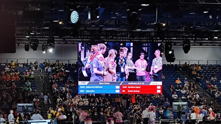 Οι «Pyroneers» στην Κωνσταντινούπολη θα εκπροσωπήσουν την Ελλάδα στο παγκόσμιο πρωτάθλημα FRC Εκπαιδευτικής Ρομποτικής