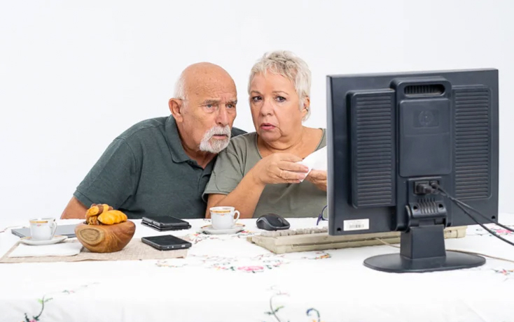 H Μαρία Μαυρικάκη μπαίνει «Χωρίς αναστολή» στα άδυτα του διαδικτύου