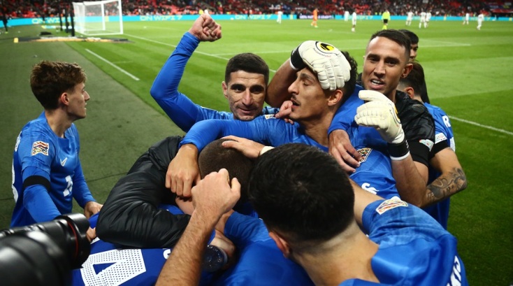 Έντονες στιγμές στο Γουέμπλεϊ: Δακρυσμένοι οι παίχτες της Εθνικής αφιέρωσαν τη νίκη στον Μπάλντοκ