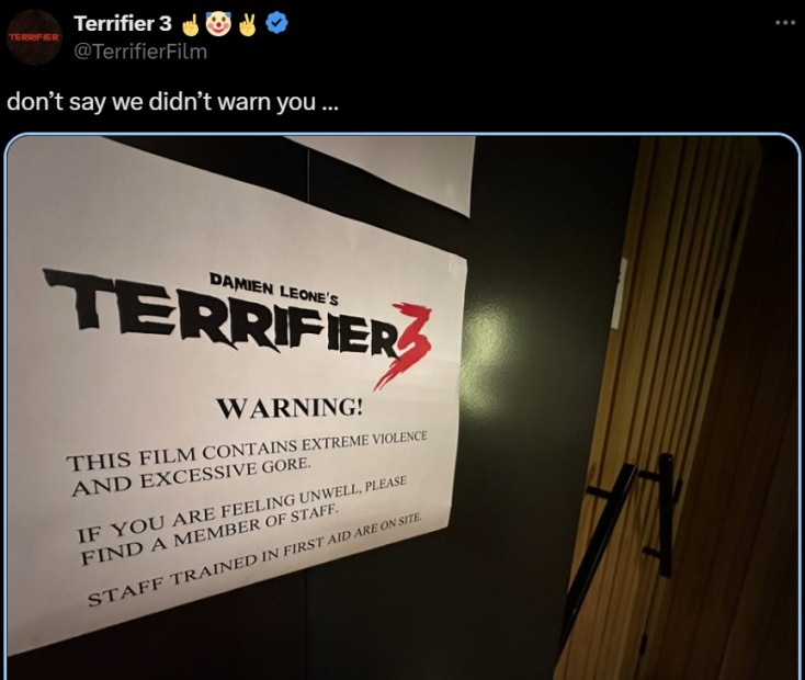 Η αφίσα της προειδοποίησης προς τους θεατές της ταινίας Terrifier 3
