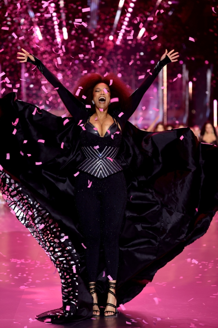 Tyra Banks στο Victoria's Secret σόου