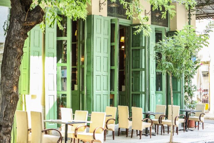 Lux, Μεταξουργείο