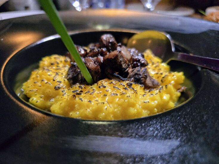 Lux, Μεταξουργείο