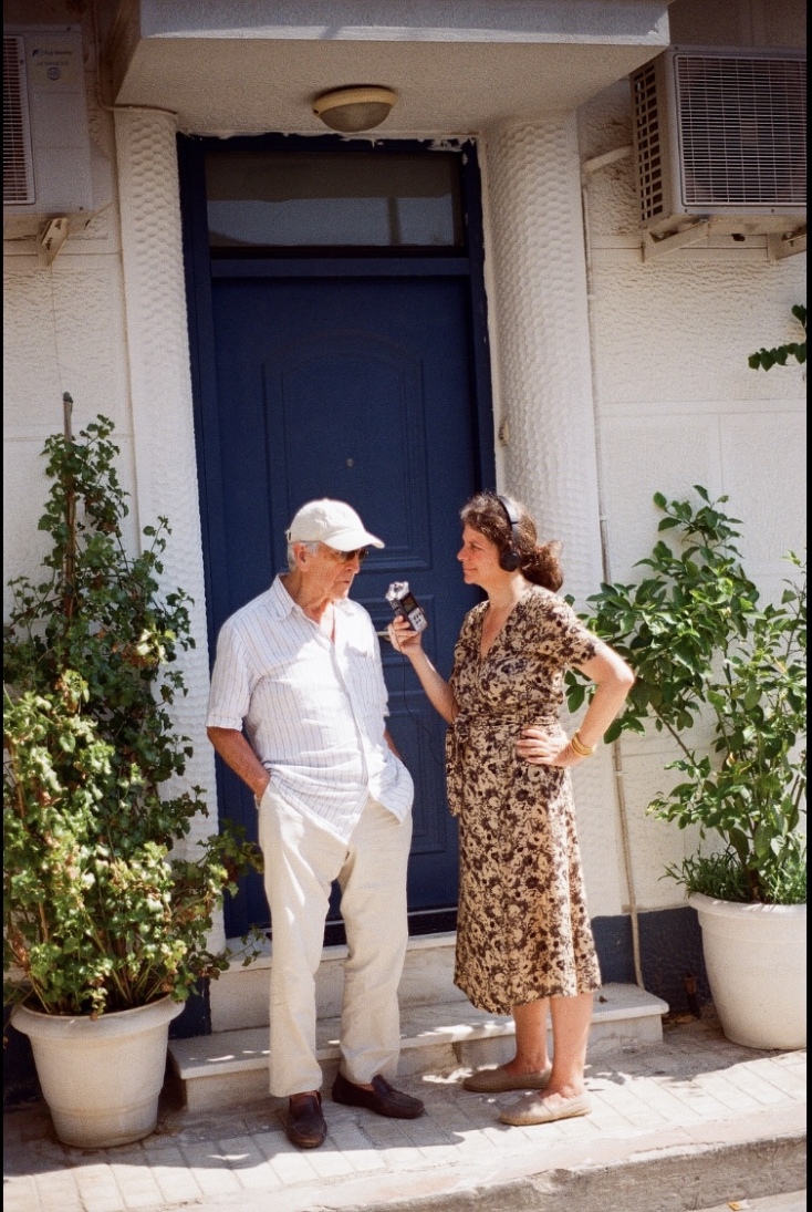 Julie Gavras: Ο πατέρας μου, ο γιος μου και ο ελληνικός εμφύλιος πόλεμος