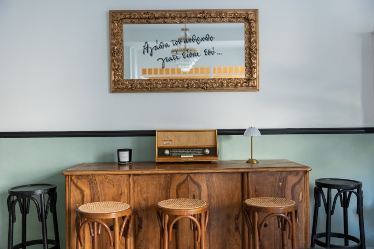 Niotena: Το καινούργιο μπιστρό στη Νέα Σμύρνη με νόστιμους ελληνικούς μεζέδες