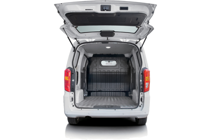 Η BYD γιορτάζει 100 ηλεκτρικά βαν ΕΤP3 στους ελληνικούς δρόμους