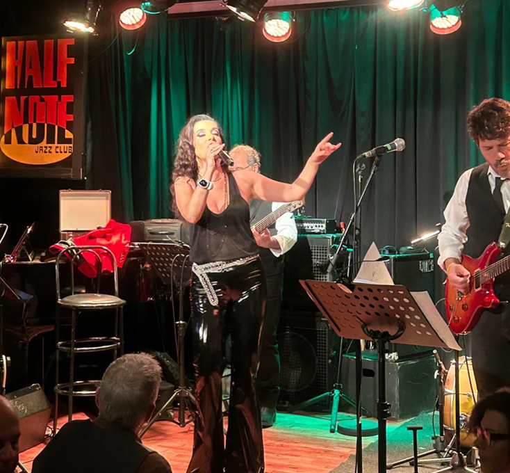 Φωτεινή Δάρρα: Βινύλιο ή κασέτα;