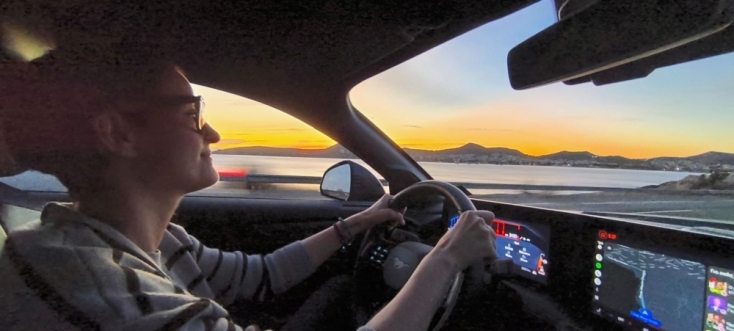 Το Ford Mustang Dark Horse είναι Ωμή Δύναμη 