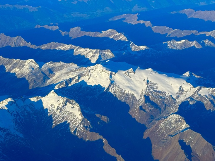 Στις κορφές των Άλπεων για ποδήλατο και ορειβασία αντί για σκι; 