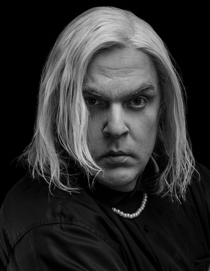 «Είμαι η γυναίκα μου» με τον Αντώνη Λουδάρο στο θέατρο Μεταξουργείο