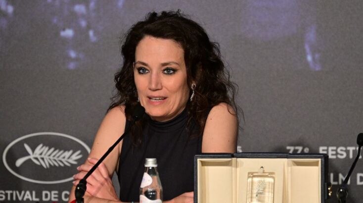 Απαντώντας στις σεξιστικές δηλώσεις του διευθυντή του Φεστιβάλ, η σκηνοθέτης αποχώρησε από τη φετινή διοργάνωση