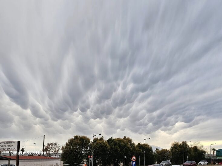 Σύννεφα mammatus σε Σαμοθράκη και Αλεξανδρούπολη: Τι γνωρίζουμε για το σπάνιο φαινόμενο