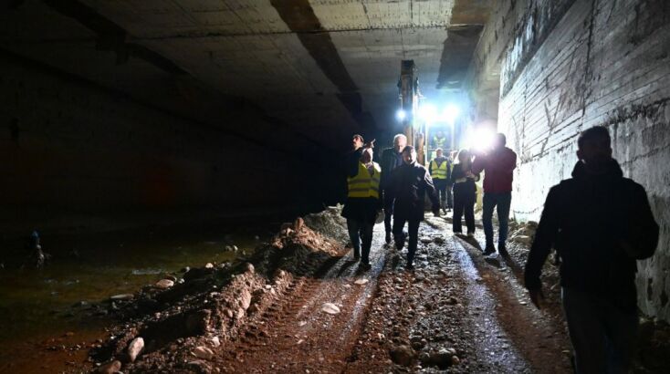 Ο αγωγός με απόληξη τον Κηφισό, σύμφωνα με τις εκτιμίσεις από τον όγκο και τα είδη των φερτών, δεν είχε καθαριστεί ποτέ 