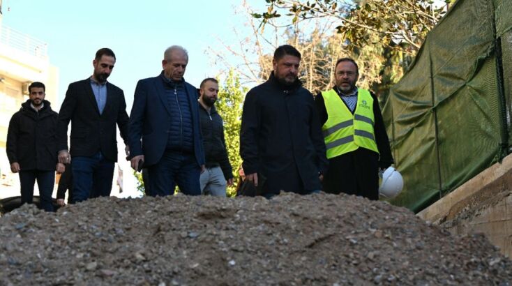 Από το συγκεκριμένο τμήμα του Κηφισού (μεταξύ της οδού Δροσίνη και της Λεωφόρου Αθηνών) έχουν απομακρυνθεί 9.500 τόνοι σύμμεικτων φερτών 