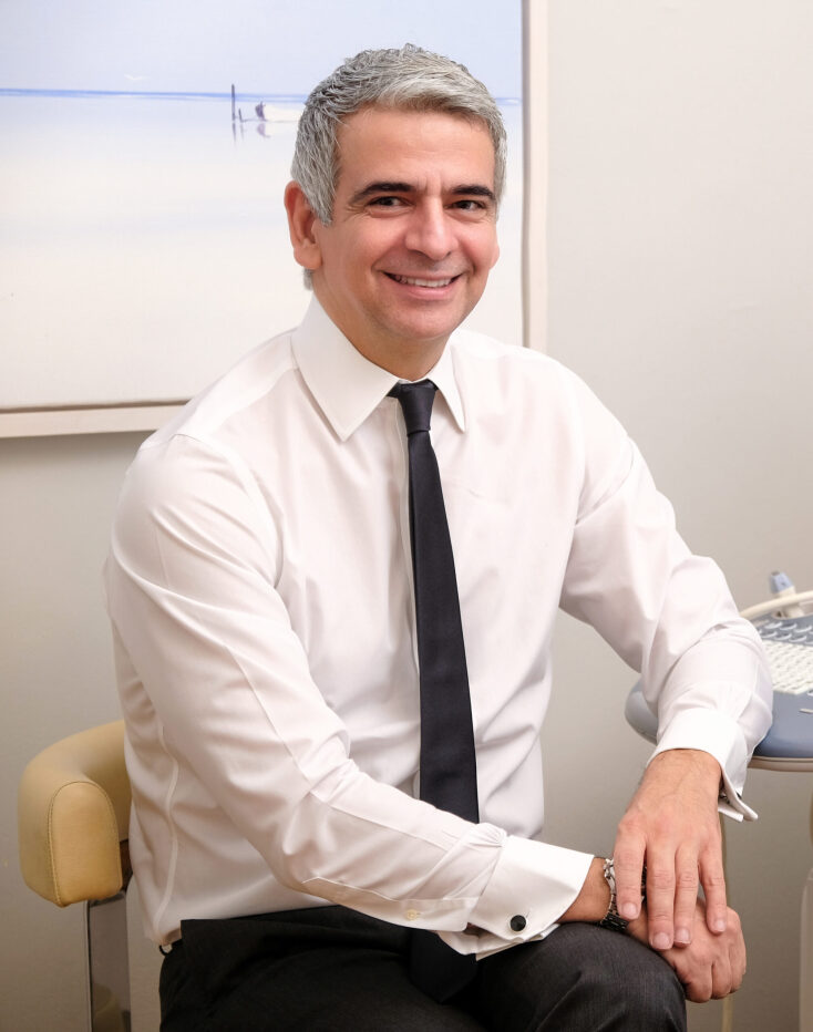 Χάρης Χηνιάδης Γυναικολόγος Αναπαραγωγής, συνιδρυτής του Μη Κερδοσκοπικού Σωματείου Υποβοήθησης της Αναπαραγωγής Be-Live.