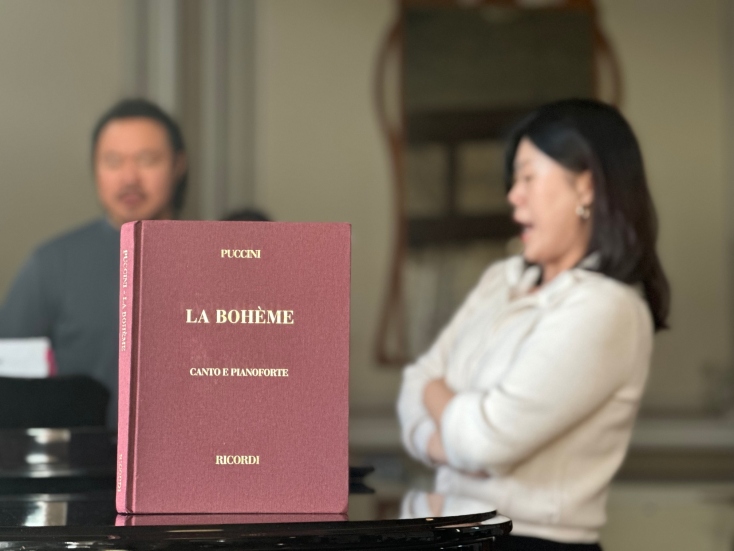 Η όπερα Λα Μποέμ του Τζάκομο Πουτσίνι παρουσιάζεται στην Καβάλα με τη συμμετοχή 120 και πλέον καλλιτεχνών από όλο τον κόσμο, από το Cosmopolis Festival, στις 6 και 7 Δεκεμβρίου 2024.