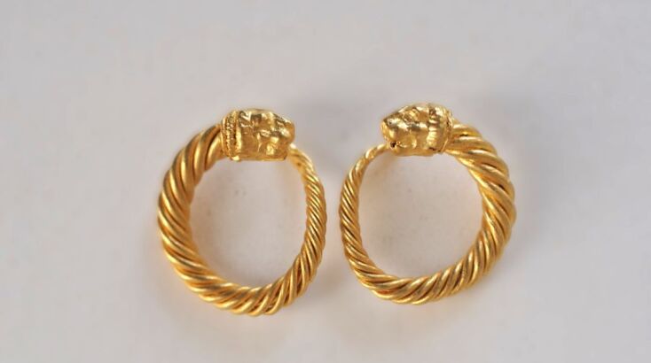 ζευγος_χρυσων_ενωτιων