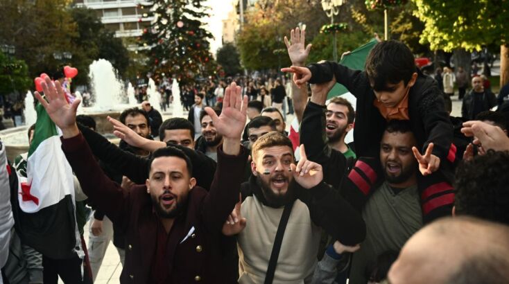 plateia-syntagmatos-syroi