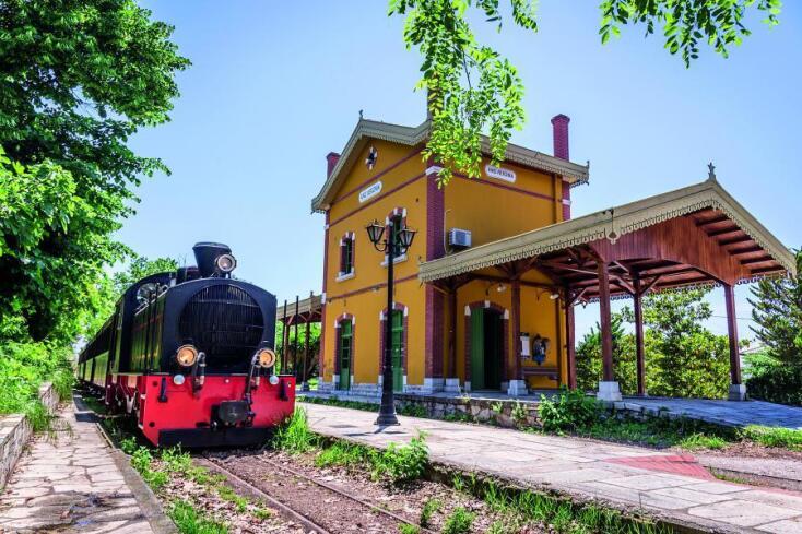 Ξανά στις ράγες ο θρυλικός Μουτζούρης 