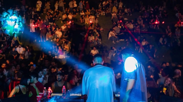 Το This is Athens – City Festival και Voice 102.5 γιορτάζουν  την μεγαλύτερη νύχτα του χρόνου