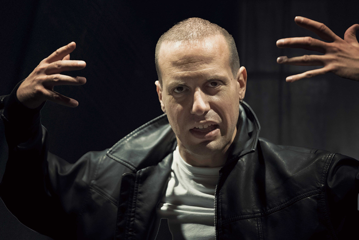 Κριτική του Δημήτρη Τσατσούλη για το έργο «Γυάλινος κόσμος» του Τενεσί Ουίλιαμς, σε σκηνοθεσία Αντόνιο Λατέλα, στο Θέατρο Τέχνης Καρόλου Κουν