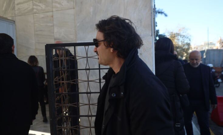 Κηδεία Δημήτρη Ήμελλου: Ο Βασίλης Χαραλαμπόπουλος