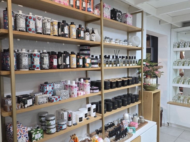 Ένα πολύ Calm Concept store