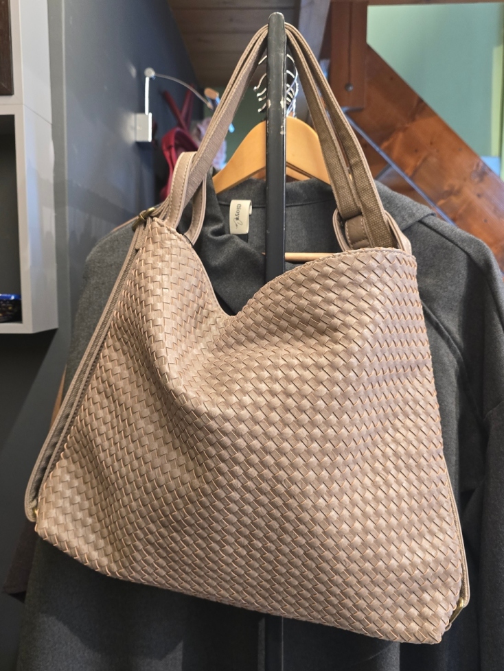 Ένα πολύ Calm Concept store