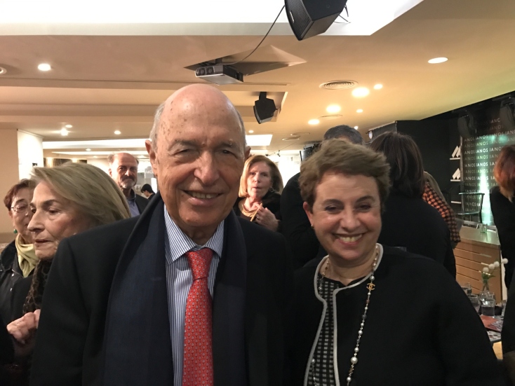 Κώστας Σημίτης 1936 - 2025: Η Σταυρούλα Παναγιωτάκη γράφει για τις συναντήσεις της με τον τέως πρωθυπουργό και τη σύζυγό του.