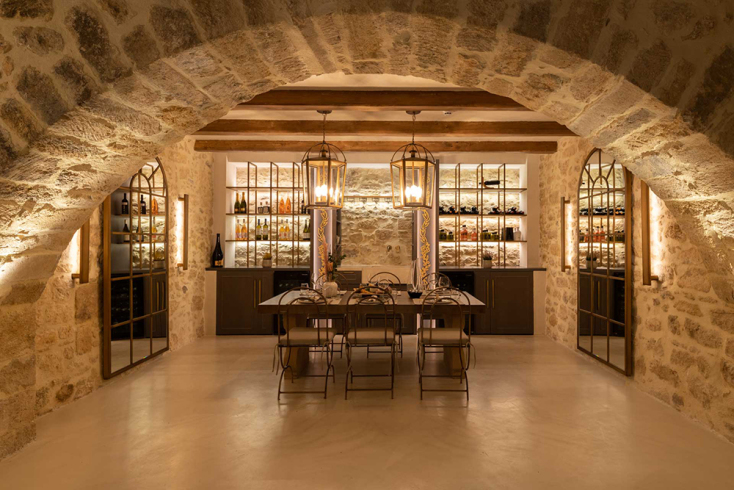 Inotropes Boutique Suites: Μυθική πολυτέλεια στο Ηράκλειο Κρήτης