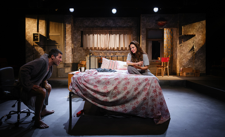 Κριτική του Δημήτρη Τσατσούλη για την παράσταση «Βρέχει στη Βαρκελώνη»του Πάου Μιρό, σε σκηνοθεσία Βαγγέλη Θεοδωρόπουλου, στο Θέατρο Τέχνης