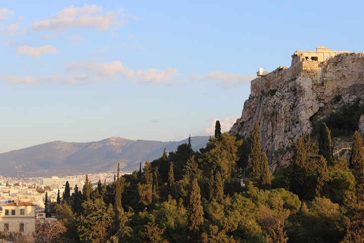 Παρακολουθώντας το τέλος του κόσμου από την Ακρόπολη