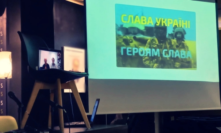 Μαξίμ Κριβτσόβ: Ένας ποιητής στα χαρακώματα, ένας Χριστός με καλάσνικοφ