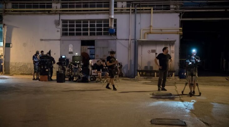 «Σπασμένη Φλέβα»: H νέα ταινία του Γιάννη Οικονομίδη με πρωταγωνιστή τον Βασίλη Μπισμπίκη