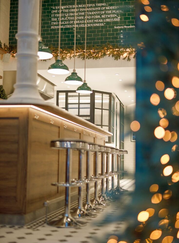 Nosh, Κολωνάκι