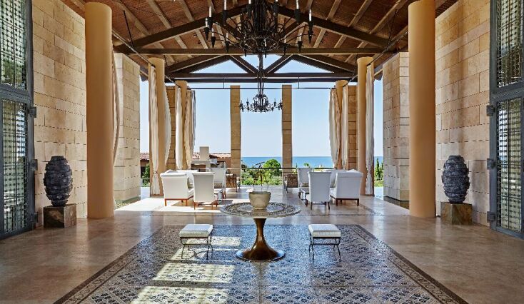 The Romanos, a Luxury Collection Resort 