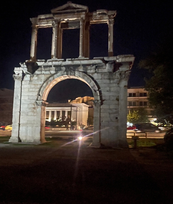 Παρακολουθώντας μια ξενάγηση στην Αθήνα με τα μάτια των Θεσσαλονικέων